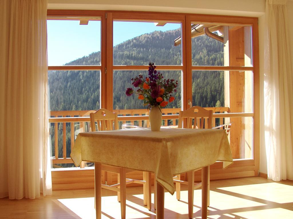 Apartments Serghela San Cassiano  Rom bilde