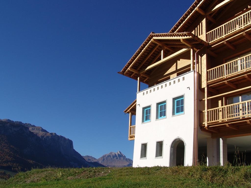 Apartments Serghela San Cassiano  Eksteriør bilde